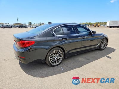 Trzecie zdjęcie samochodu z tyłu: 2017 BMW 530 XI VIN:WBAJA7C57HG457664 - miniatura