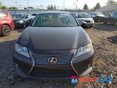 Piąte zdjęcie samochodu w środku: 2015 LEXUS ES 300H VIN:JTHBW1GG8F2093796 - miniatura