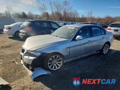 2011 BMW 328 XI WBAPK7C59BF085507 - główne zdjęcie licytacji z USA - miniatura