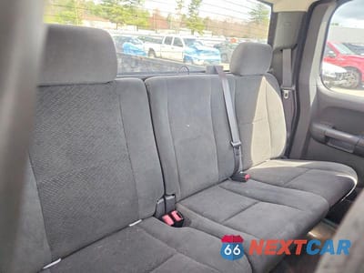 Zdjęcie 10 z 12 samochodu: 2008 CHEVROLET SILVERADO K1500 VIN:2GCEK19J381282846 - miniatura