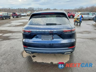 Zdjęcie 6 z 14 samochodu: 2019 PORSCHE CAYENNE VIN:WP1AA2AY1KDA17627 - miniatura