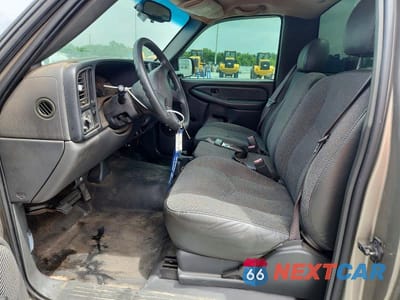 Zdjęcie 7 z 11 samochodu: 2003 CHEVROLET SILVERADO C1500 VIN:1GCEC14VX3Z324663 - miniatura