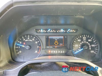 Zdjęcie 9 z 12 samochodu: 2017 FORD F150 VIN:1FTMF1C8XHKC22665 - miniatura