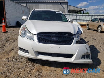 Piąte zdjęcie samochodu w środku: 2010 SUBARU LEGACY 2.5I PREMIUM VIN:4S3BMCC64A3210583 - miniatura