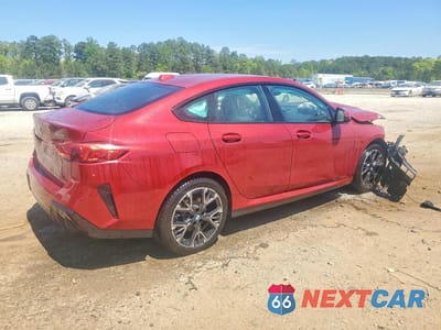 Trzecie zdjęcie samochodu z tyłu: 2026 BMW 228 VIN:WBA83GG07T7U65635 - miniatura