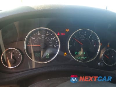 Zdjęcie 9 z 13 samochodu: 2016 JEEP WRANGLER UNLIMITED SPORT VIN:1C4BJWDG1GL248072 - miniatura