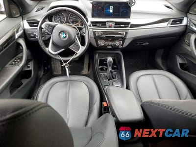 Zdjęcie 8 z 13 samochodu: 2017 BMW X1 XDRIVE28I VIN:WBXHT3C35H5F71067 - miniatura