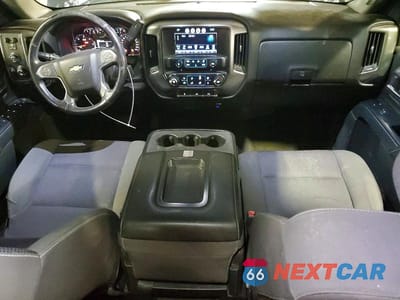Zdjęcie 8 z 12 samochodu: 2018 CHEVROLET SILVERADO K1500 LT VIN:3GCUKREC2JG359897 - miniatura