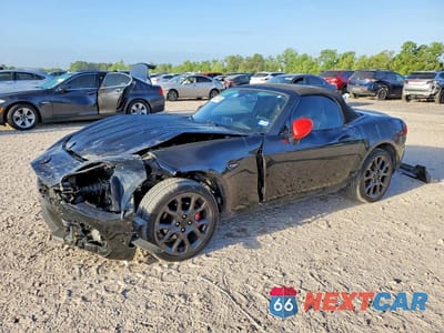 2019 FIAT 124 SPIDER CLASSICA JC1NFAEK5K0141361 - główne zdjęcie licytacji z USA - miniatura