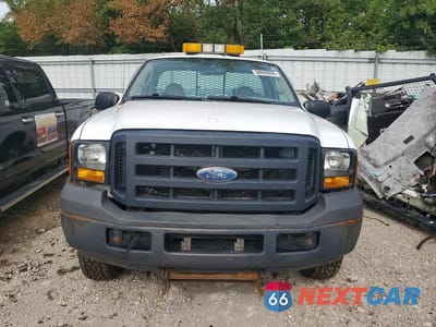 Piąte zdjęcie samochodu w środku: 2007 FORD F250 SUPER DUTY VIN:1FTSF21P37EA02529 - miniatura