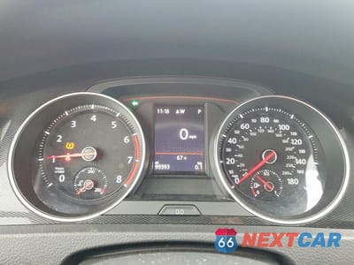 Zdjęcie 9 z 12 samochodu: 2017 VOLKSWAGEN GTI S VIN:3VW447AU0HM062441 - miniatura