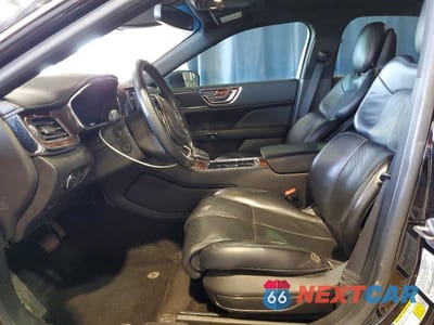 Zdjęcie 7 z 13 samochodu: 2019 LINCOLN CONTINENTAL RESERVE VIN:1LN6L9NP0K5602927 - miniatura