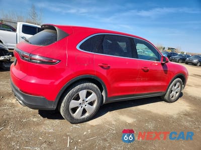 Trzecie zdjęcie samochodu z tyłu: 2022 PORSCHE CAYENNE VIN:WP1AA2AYXNDA01995 - miniatura