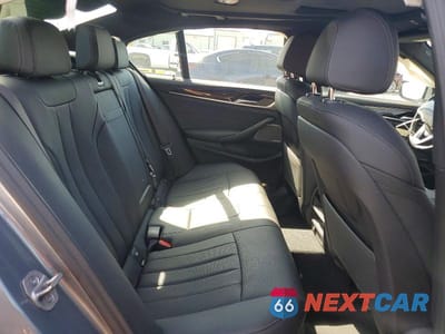Zdjęcie 10 z 12 samochodu: 2023 BMW 530 XI VIN:WBA13BJ09PWX96631 - miniatura