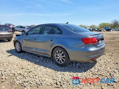 Drugie zdjęcie samochodu z przodu: 2014 VOLKSWAGEN JETTA SE VIN:3VWD07AJ9EM381737 - miniatura