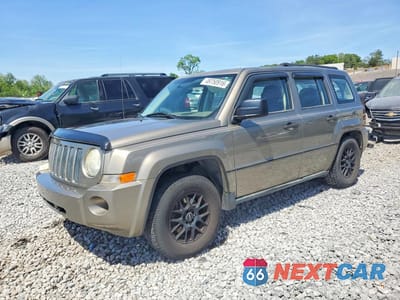 2008 JEEP PATRIOT SPORT 1J8FF28W38D504570 - główne zdjęcie licytacji z USA - miniatura