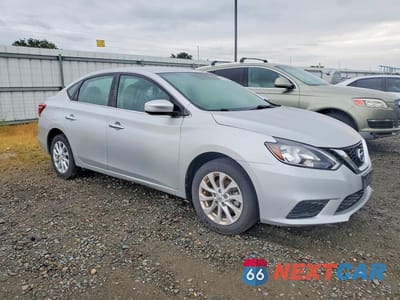 Czwarte zdjęcie samochodu z boku: 2019 NISSAN SENTRA SV VIN:3N1AB7AP5KY314693 - miniatura