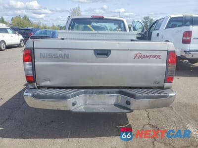 Zdjęcie 6 z 12 samochodu: 2000 NISSAN FRONTIER XE VIN:1N6DD21S1YC367160 - miniatura