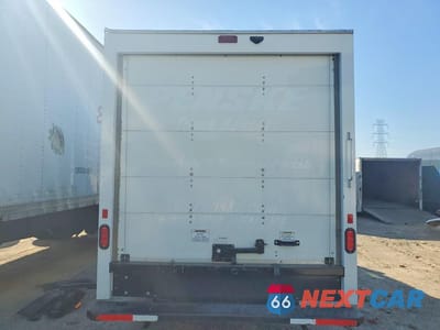 Zdjęcie 6 z 14 samochodu: 2022 GMC SAVANA BOX TRUCK VIN:1GD07RFP1N1174905 - miniatura
