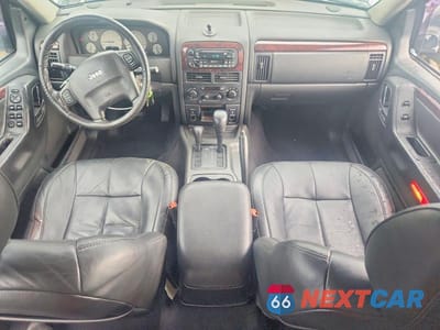 Zdjęcie 8 z 12 samochodu: 2002 JEEP GRAND CHEROKEE LIMITED VIN:1J4GW58S72C327863 - miniatura