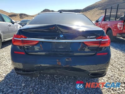 Zdjęcie 6 z 12 samochodu: 2016 BMW 740 VIN:WBA7E2C53GG547894 - miniatura