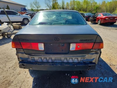 Zdjęcie 6 z 11 samochodu: 2001 TOYOTA CAMRY LE VIN:4T1BG22K91U079916 - miniatura