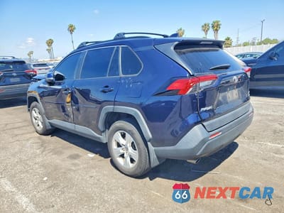 Drugie zdjęcie samochodu z przodu: 2020 TOYOTA RAV4 XLE VIN:JTMP1RFV6LD056993 - miniatura
