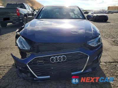 Piąte zdjęcie samochodu w środku: 2021 AUDI A4 PREMIUM 45 VIN:WAUDAAF46MA024637 - miniatura