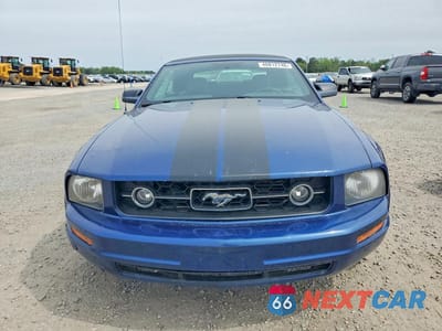Piąte zdjęcie samochodu w środku: 2007 FORD MUSTANG VIN:1ZVHT84N275365708 - miniatura