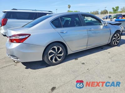 Trzecie zdjęcie samochodu z tyłu: 2017 HONDA ACCORD EX VIN:1HGCR2F79HA104304 - miniatura