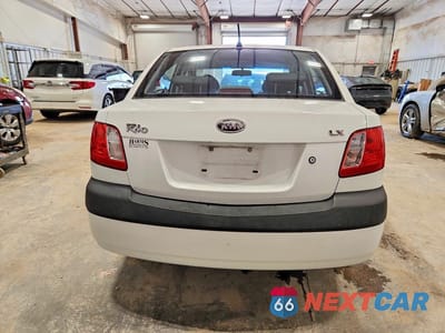 Zdjęcie 6 z 12 samochodu: 2007 KIA RIO BASE VIN:KNADE123776230977 - miniatura