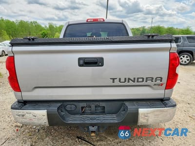 Zdjęcie 6 z 12 samochodu: 2015 TOYOTA TUNDRA CREWMAX SR5 VIN:5TFEY5F10FX183119 - miniatura