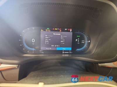 Zdjęcie 9 z 14 samochodu: 2024 VOLVO XC60 ULTIMATE VIN:YV4H60DM1R1723956 - miniatura