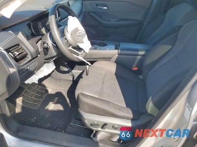 Zdjęcie 7 z 13 samochodu: 2021 NISSAN ROGUE SV VIN:5N1AT3BA0MC705030 - miniatura