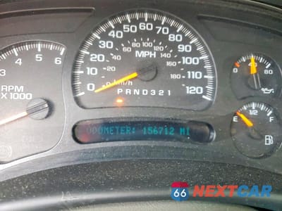 Zdjęcie 9 z 13 samochodu: 2006 CHEVROLET SUBURBAN K1500 VIN:3GNFK16U06G130957 - miniatura