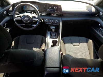 Zdjęcie 8 z 12 samochodu: 2024 HYUNDAI ELANTRA SE VIN:KMHLL4DG4RU801860 - miniatura