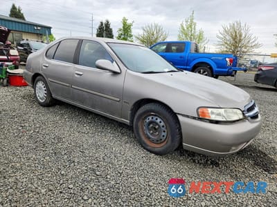 Czwarte zdjęcie samochodu z boku: 2001 NISS ALTIMA SL 4D SEDAN VIN:1N4DL01D51C166613 - miniatura