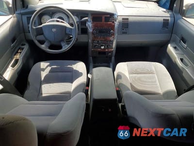 Zdjęcie 8 z 13 samochodu: 2004 DODGE DURANGO SLT VIN:1D4HD48K54F139387 - miniatura
