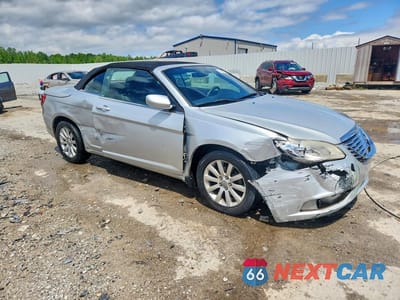Czwarte zdjęcie samochodu z boku: 2011 CHRYSLER 200 TOURING VIN:1C3BC2EB9BN536493 - miniatura