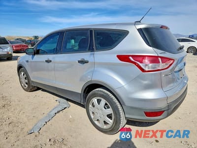 Drugie zdjęcie samochodu z przodu: 2015 FORD ESCAPE S VIN:1FMCU0F78FUA61082 - miniatura