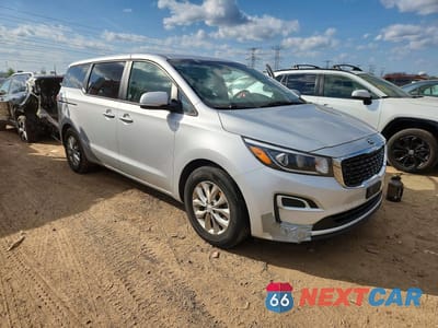 Czwarte zdjęcie samochodu z boku: 2021 KIA SEDONA LX VIN:KNDMB5C15M6662477 - miniatura