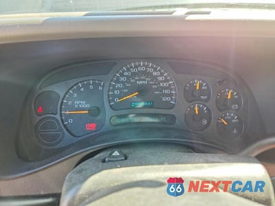 Zdjęcie 9 z 12 samochodu: 2004 CHEVROLET AVALANCHE C1500 VIN:3GNEC12T24G263027 - miniatura