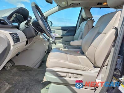 Zdjęcie 7 z 13 samochodu: 2016 HONDA ODYSSEY TOURING VIN:5FNRL5H95GB029696 - miniatura