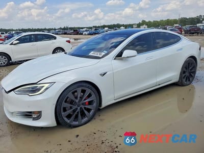 2019 TESLA MODEL S 5YJSA1E46KF337297 - główne zdjęcie licytacji z USA - miniatura