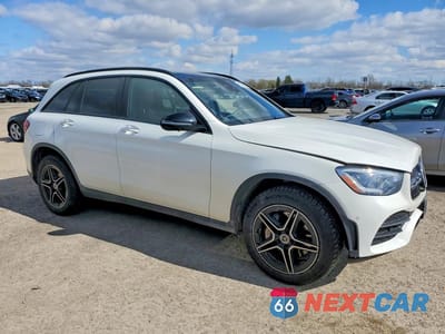 Czwarte zdjęcie samochodu z boku: 2020 MERCEDES-BENZ GLC 300 4MATIC VIN:W1N0G8EB3LV238509 - miniatura