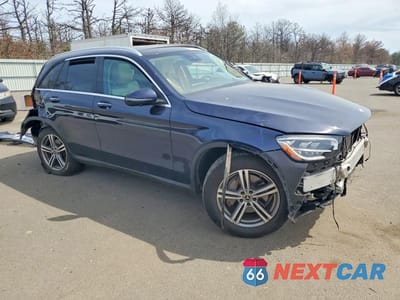 Czwarte zdjęcie samochodu z boku: 2022 MERCEDES-BENZ GLC 300 4MATIC VIN:W1N0G8EB4NG096422 - miniatura