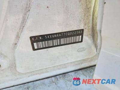 Zdjęcie 12 z 12 samochodu: 2012 KIA OPTIMA EX VIN:5XXGN4A77CG022163 - miniatura