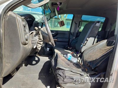 Zdjęcie 7 z 12 samochodu: 2020 CHEVROLET SILVERADO K1500 LT VIN:3GCUYDED0LG430382 - miniatura
