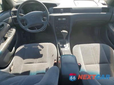 Zdjęcie 8 z 11 samochodu: 2001 TOYOTA CAMRY LE VIN:4T1BG22KX1U864980 - miniatura