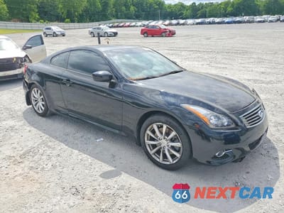 Czwarte zdjęcie samochodu z boku: 2014 INFINITI Q60 COUPE JOURNEY VIN:JN1CV6EK0EM111436 - miniatura